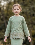 KIDS BAJU KURUNG KEDAH AVELINE (TENDRIL GREEN)