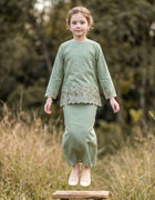 KIDS BAJU KURUNG KEDAH AVELINE (TENDRIL GREEN)